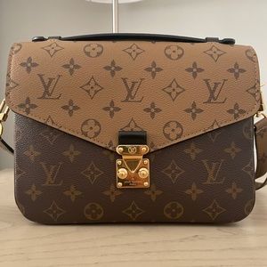 Authentic Louis Vuitton reverse Pochette Métis